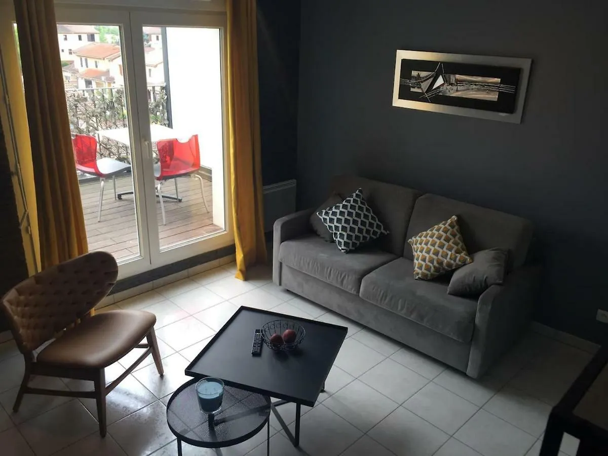 Residence Studio Grand Luxe Wifi Parking Prive Vaulx-en-Velin 0*,  France